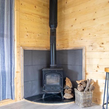 Choller Lake Lodges - Primrose Cabin With Private Hot Tub Arundel Ngoại thất bức ảnh